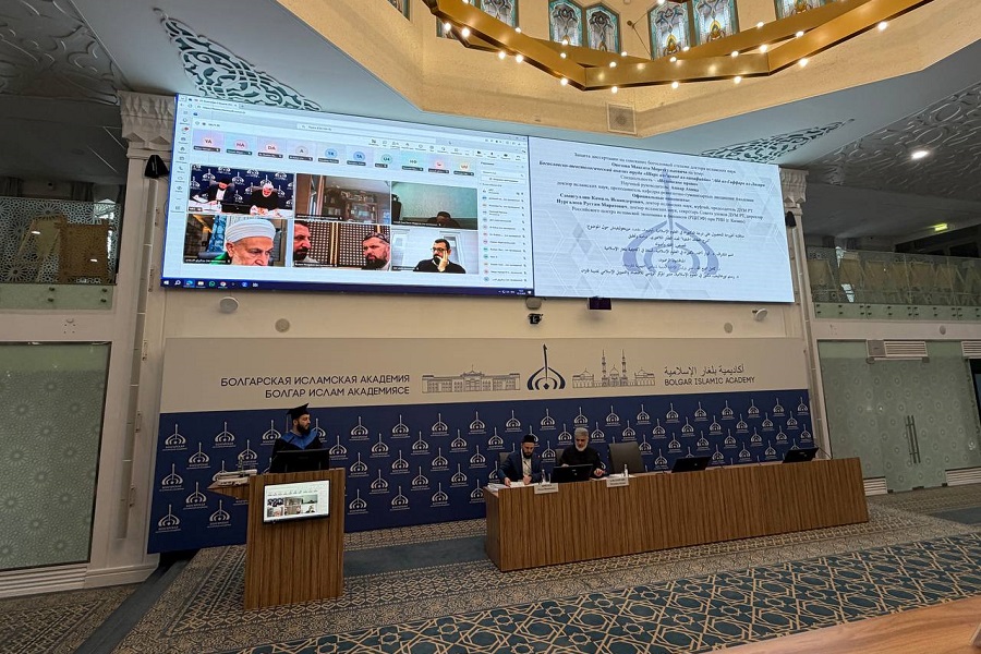 Муфтий принял участие в заседании БИА по защите докторских диссертаций