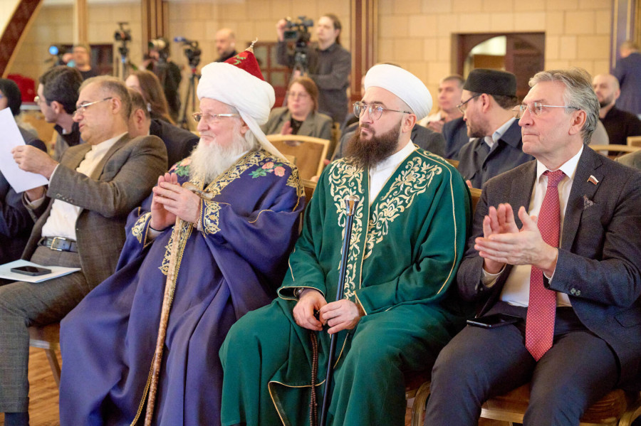 Мәскәүдә “Россия – ислам дөньясы диалогы: хезмәттәшлек нигезе буларак уртак мәдәни мирас” конференциясе уза