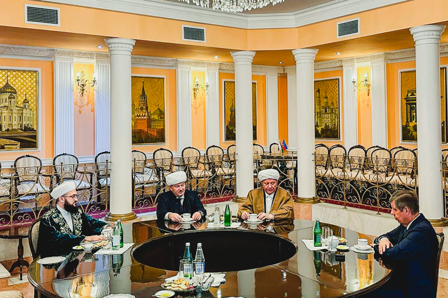 Муфтий Камиль хазрат принял участие во встрече с Чрезвычайным и Полномочным Послом РФ в Азербайджанской Республике